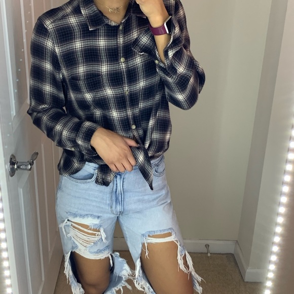 SOLD AE Ahh-mazingly Soft Boyfriend Plaid Shirt - Picture 2 of 5